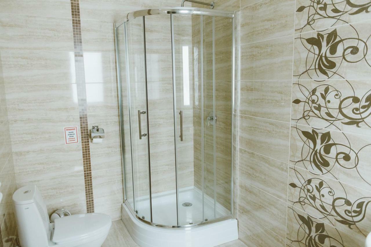 Hotel Korona Kolybayevka Buitenkant foto